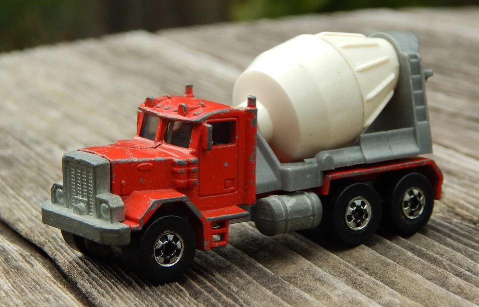 Lote de construcción vintage Hot Wheels Matchbox Majorette camiones rodillos de carretera Foto 3 de 4