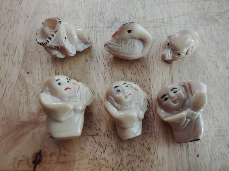 Set Of 6 Vintage Japanese Netsuke Buttons