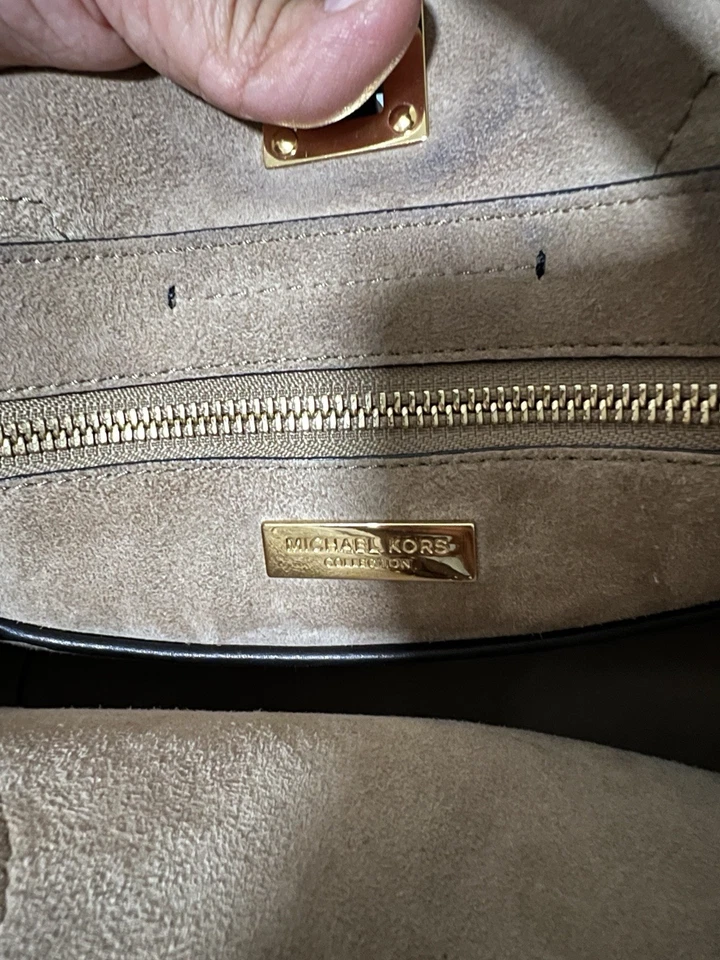 Bolsa tiracolo Michael Kors Collection Miranda couro preto - Imagem 3 de 4