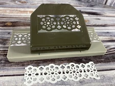 Stampin' Up! - Large Lace Ribbon Border Punch