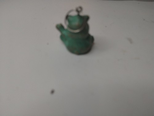 vintage care bear Key Chain Green Damaged - Picture 3 of 8