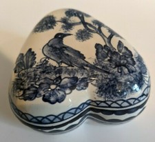 Piatto portagioie cuore dipinto a mano ceramica Portogallo uccellini blu - firmato Paula