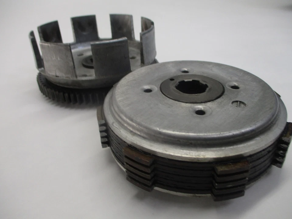 83 HONDA XL200R XL200 CLUTCH BASKET INNER AND OUTER - Image 3 of 4