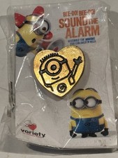 Minion Gold Heart Collectible Movie Pin 2014 Dreamworks Children's Charity