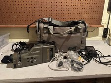 Canon E80 8mm Video Camera Recorder With Accessories Read Description