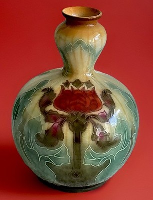 Jugendstil Royal Bonn Franz Anton Mehlem Vase Tulpenknospe Dekor um 1900