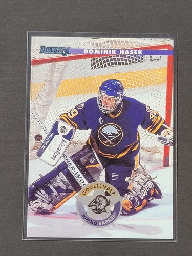 Dominik Hasek #192 1996 Donruss card