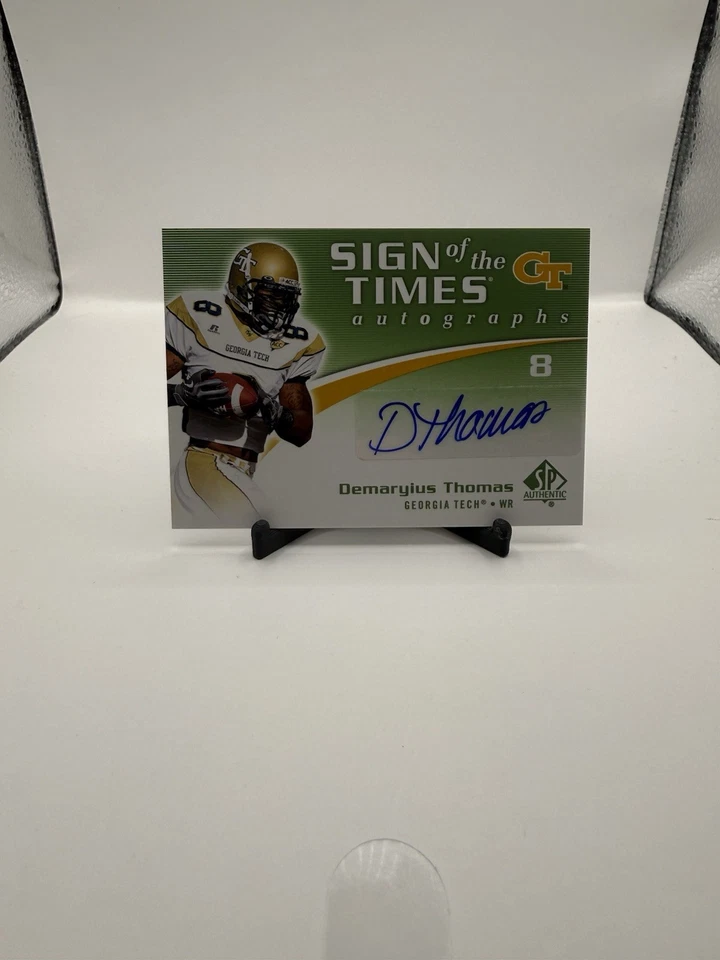 2010 SPA Football - Sign Of The Time Auto Demaryius Thomas #ST-DT (AU, RC) - Image 4 of 4