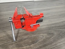 Vintage Sears 4-1/2” Red Bench Swivel Base Vise Tested Works Great. 