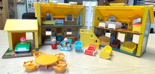 Vintage 1969 Fisher Price Play Family House Rare Baby High Chair Cradle Furnitur