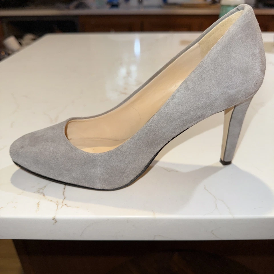 Nine West Swede Pumps Size 8 1/2 - Image 4 of 4