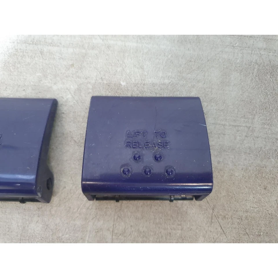 Bissell 11-0019-004 Tank Latches Blue for Quicksteamer 1770 & 1970 Deep Cleaner - Image 3 of 4