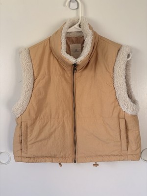 Thread +Supply Woman small Tan/Cream Puffer Cabincore Neutral Sherpa-Lined Vest