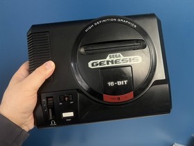 Sega Genesis Model 1 NON TMSS High Definition Graphics 2 Controllers + 4 Games 