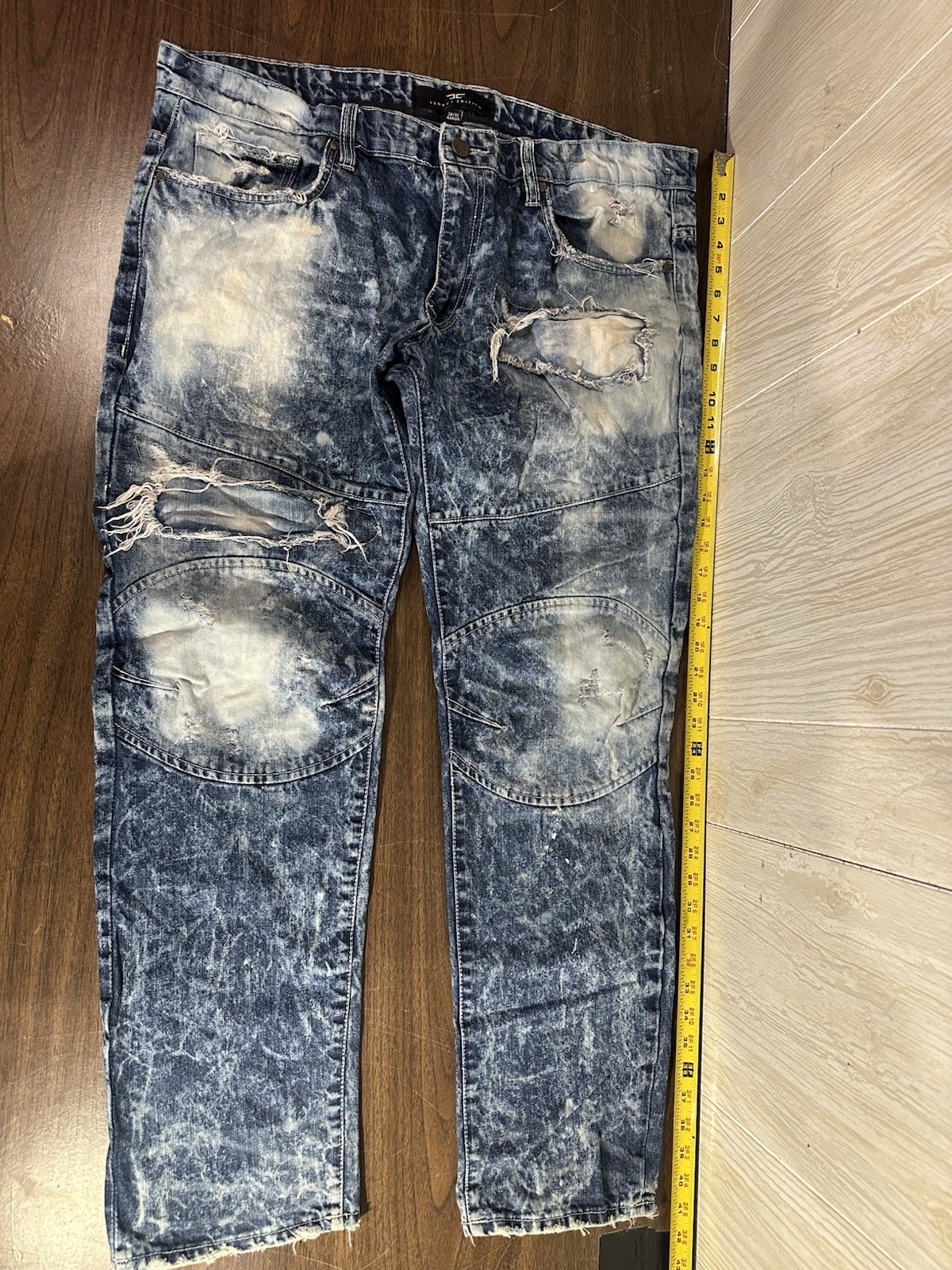 Jordan Craig Legacy Edition Jeans Men’s 38x32 Distressed Acid Wash Denim