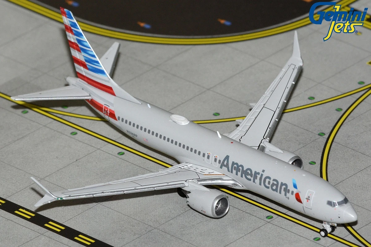 25+ GeminiJets Boeing 737 1:400 Diecast Aircraft & Spacecraft for