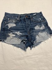 American Eagle Denim Shorts Size 4 Distressed.