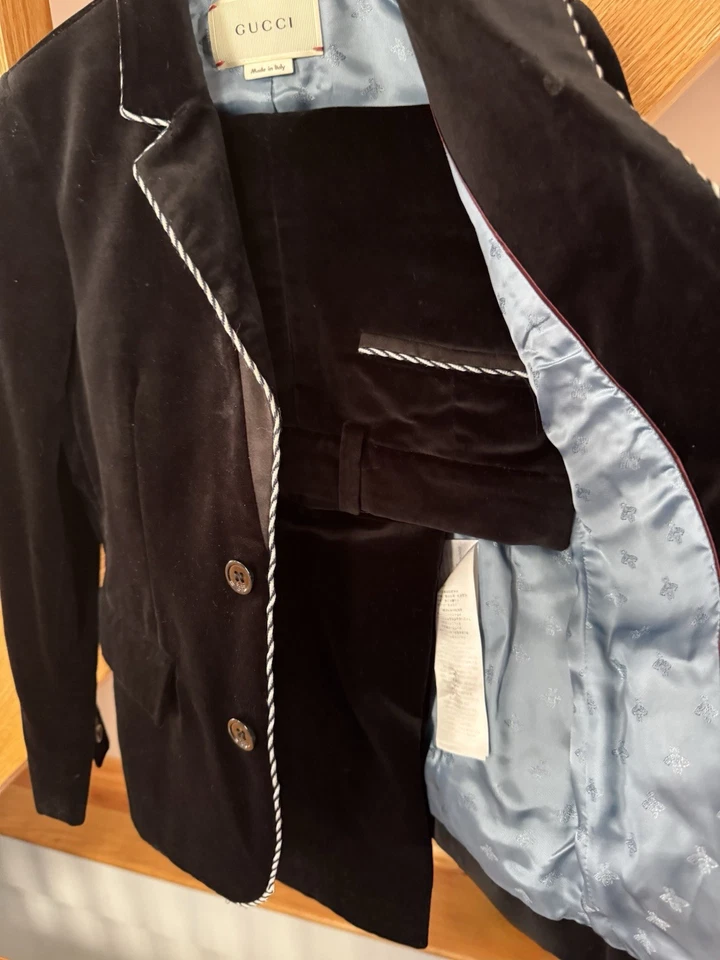 GUCCI Auténtico Traje Elegante Para Niños 5-6 Años Foto 3 de 4