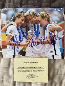 Wambach Morgan Engen Holiday Signed USWNT Wold Cup Soccer 8x10 Photo COA