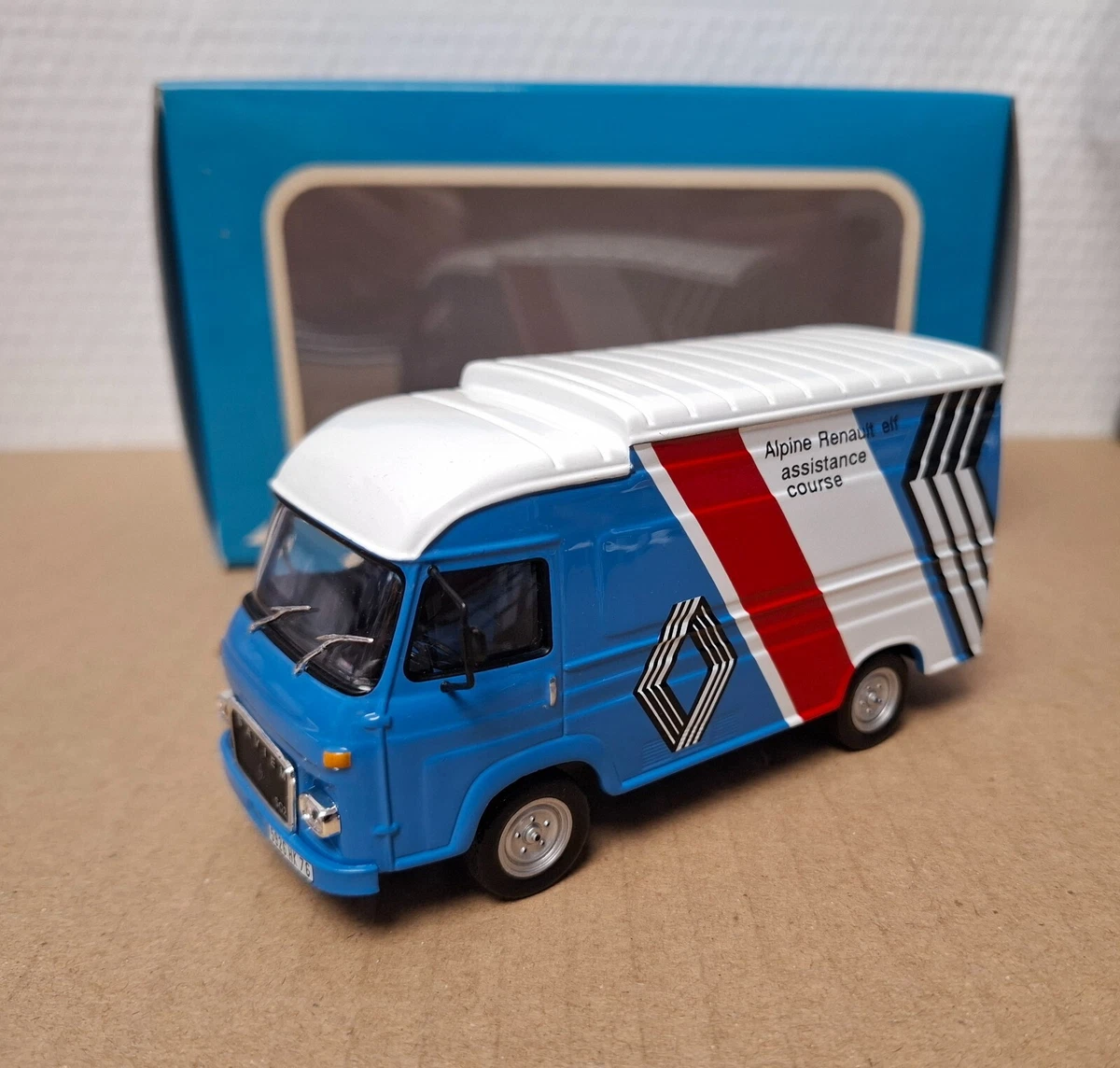 SAVIEM SB2 TEAM Alpine Renault Rallye Assitance 1:43 Ixo Eaglemoss EUR 14,99 - FR