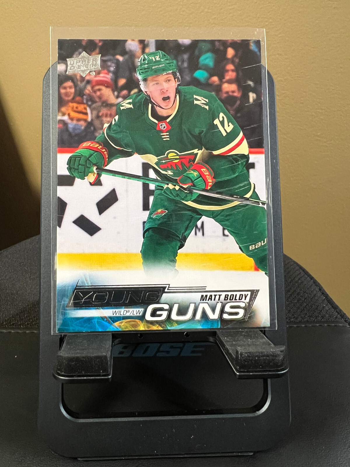 2022-23 Upper Deck Series 1 - Young Guns #201 Matt Boldy (RC)