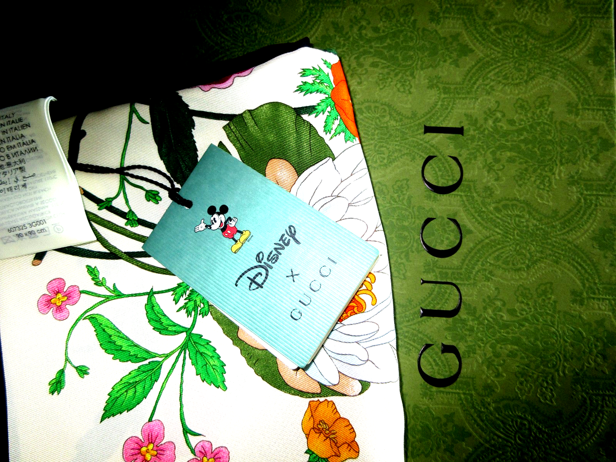 NWT 100% Authentic GUCCI X Disney Mickey Mouse Floral Print Silk