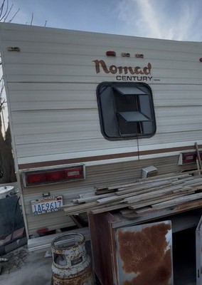 Camper As Is It Needs Some Work But It's A Good Camper For The Price Exspecialy