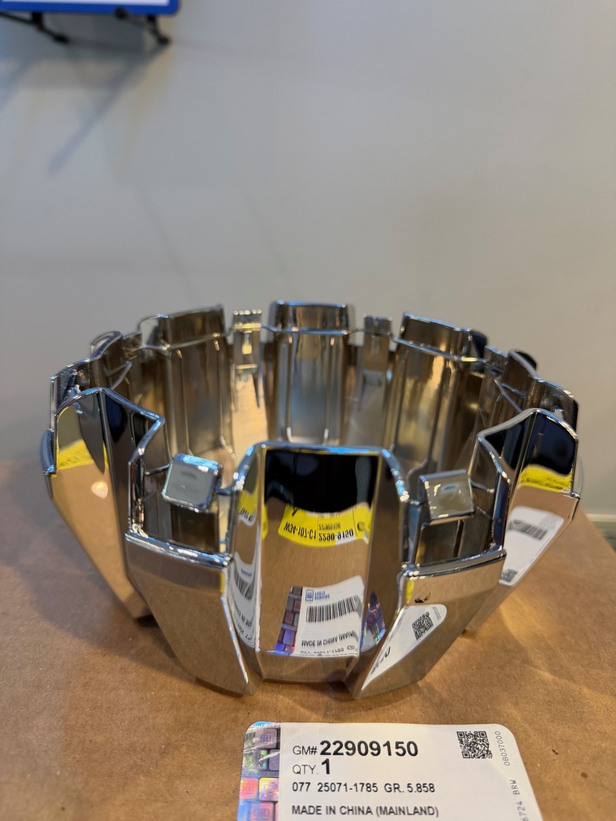 2015-2019 GMC SIERRA DENALI 2500HD CHROME CENTER WHEEL HUB CAP NEW GM ...