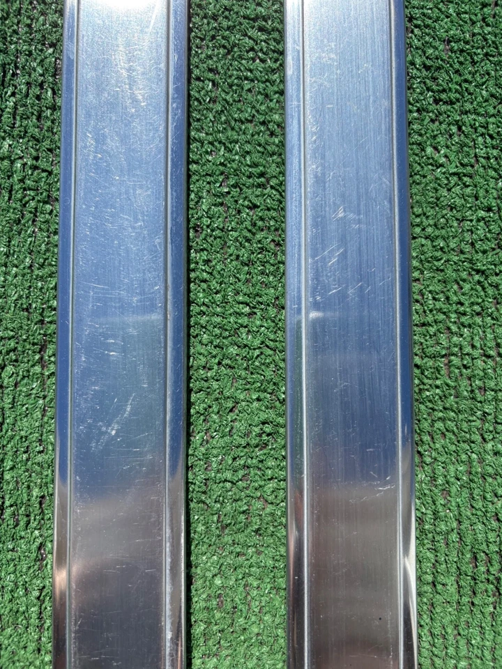 1963 Buick Riviera side of seat trims 63 Foto 3 de 4