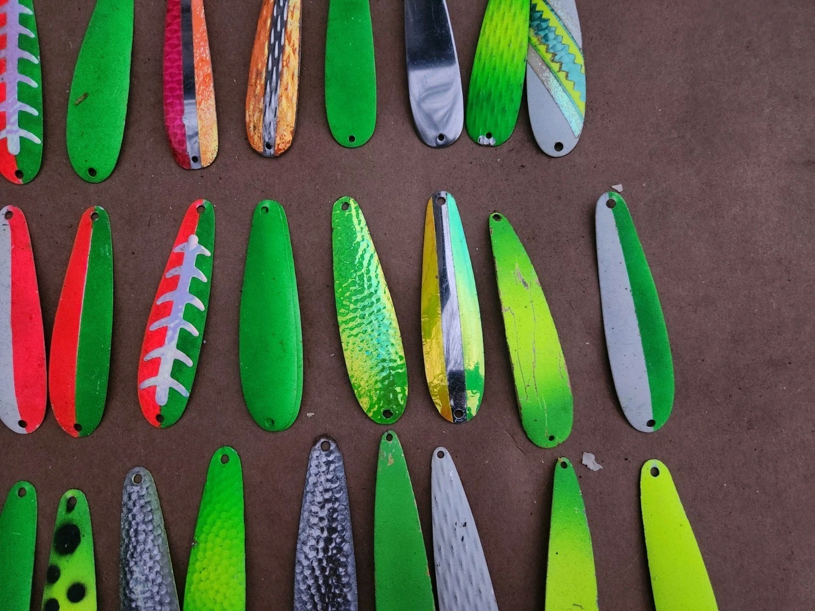 Fishing spoons size 3",4"  lot of 63 used salmon trout trolling FREE SHIPPING! - Image 7