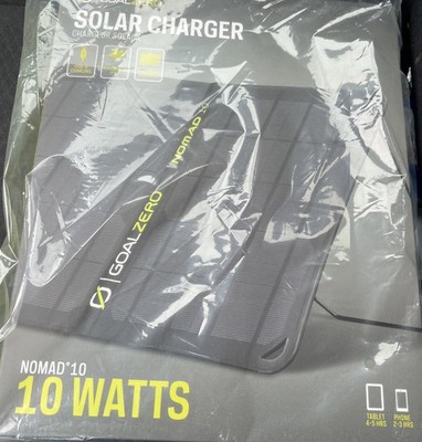 Goal Zero 11900 Nomad 10 Solar Panel - NEW