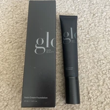 Glo Skin Beauty Satin Cream Foundation NATURAL FAIR  1.4 oz New In Box