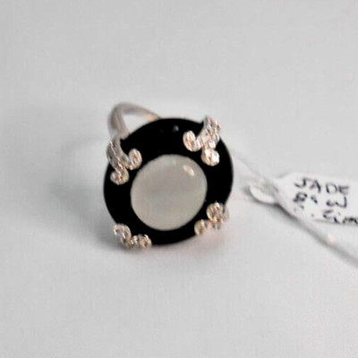 Black and White Jadeite Jade Ring in Sterling Silver, Size 9, 7 g