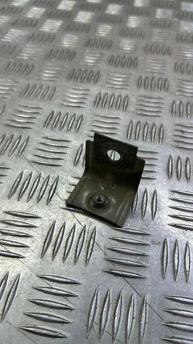 VW PASSAT B7 ALLTRACK 365 Kotflügelhalter vorne links 3G0809471 1.40 31831616