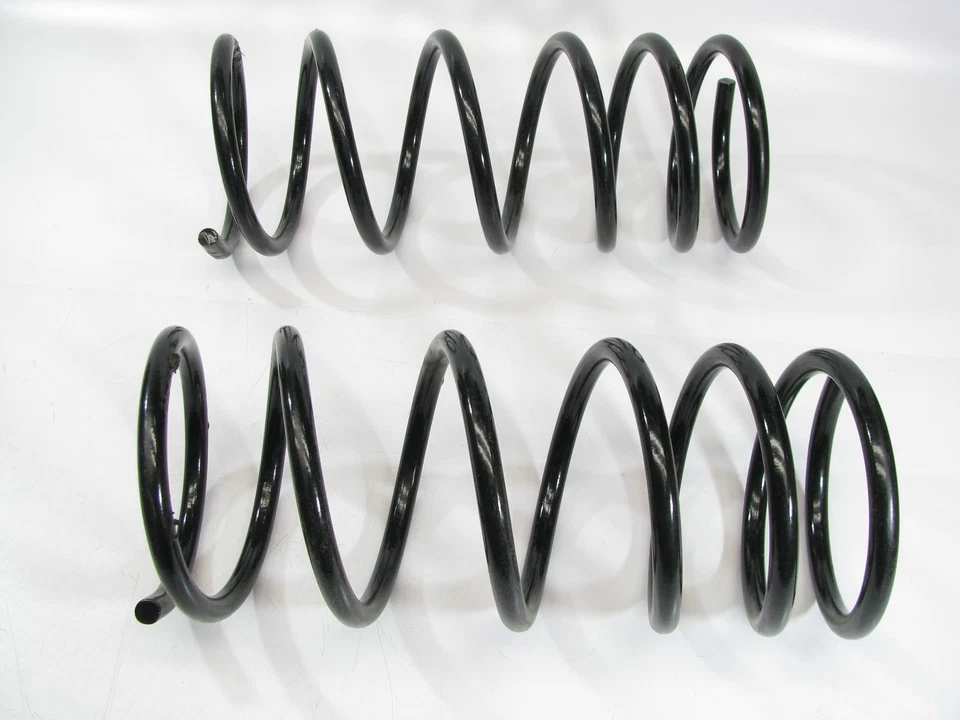 Muelles helicoidales delanteros de velocidad variable Moog CC202 para Volkswagen Rabbit 1977-1979 Foto 2 de 3