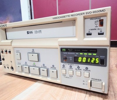 Sony SVO-9500MD Video Cassette Recorder S-VHS Stereo HI-FI Medical