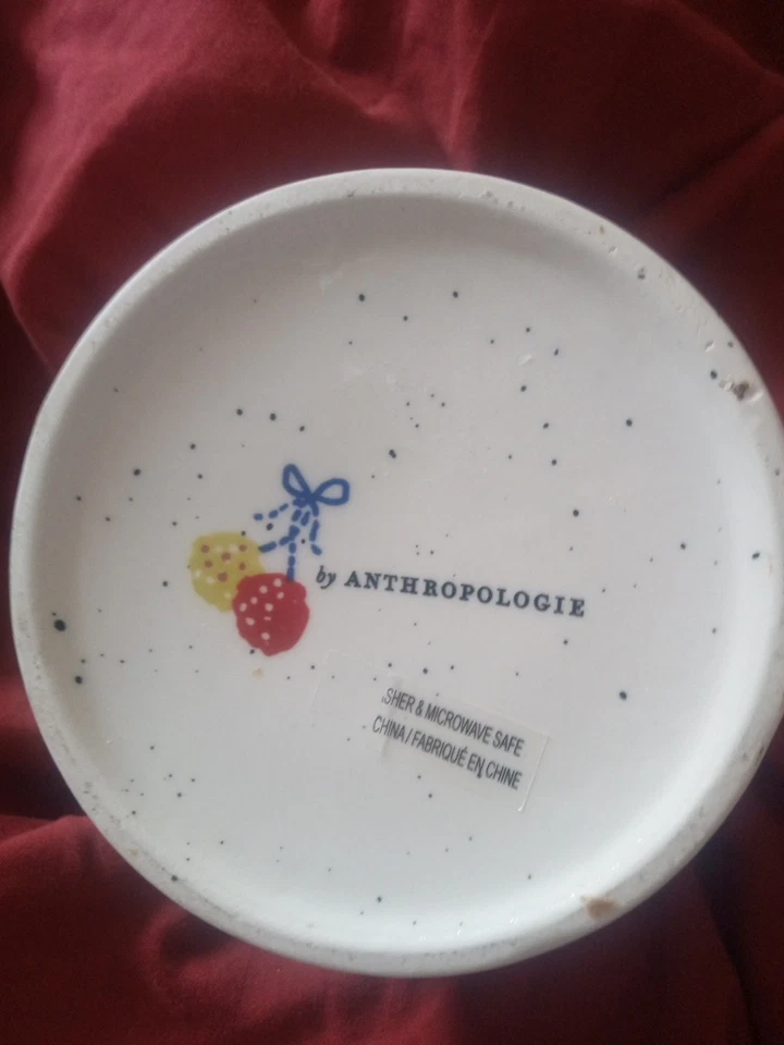 Caneca Anthropologie texturizada letra D pacote luva (linda) - Imagem 3 de 3