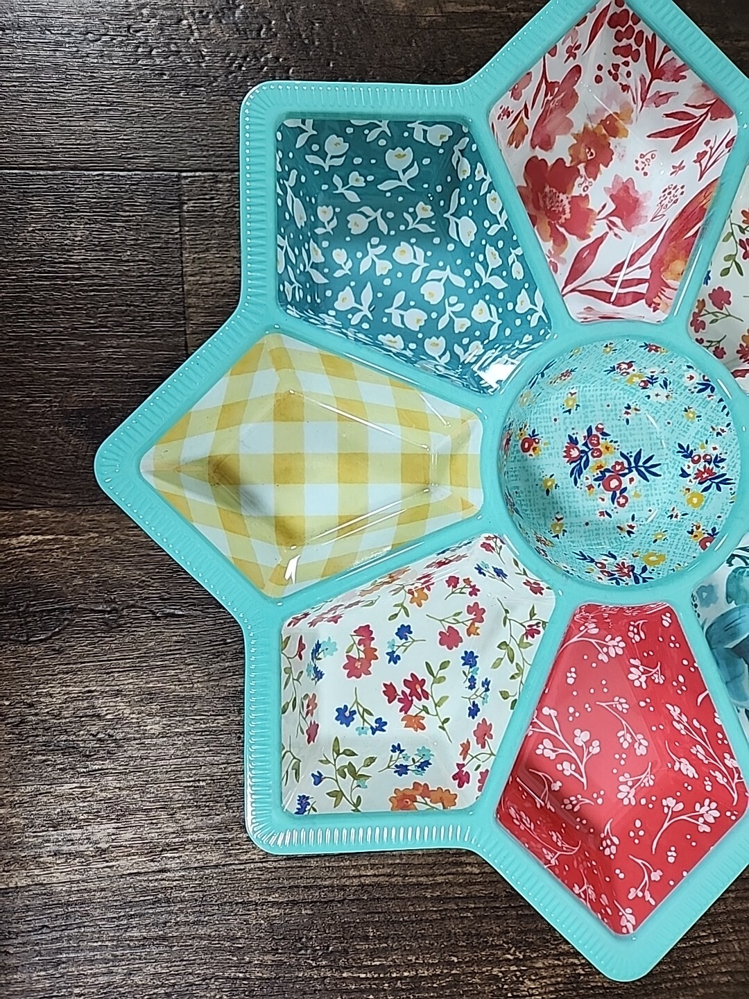 Pioneer Woman Patchwork Medley Melamine Divided Star Serving Tray