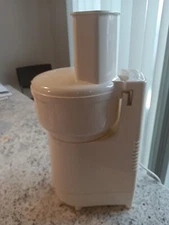 SUNBEAM #14081 SHREDDER- (MOTOR + CHUTE+ PUSHER ) GUC!