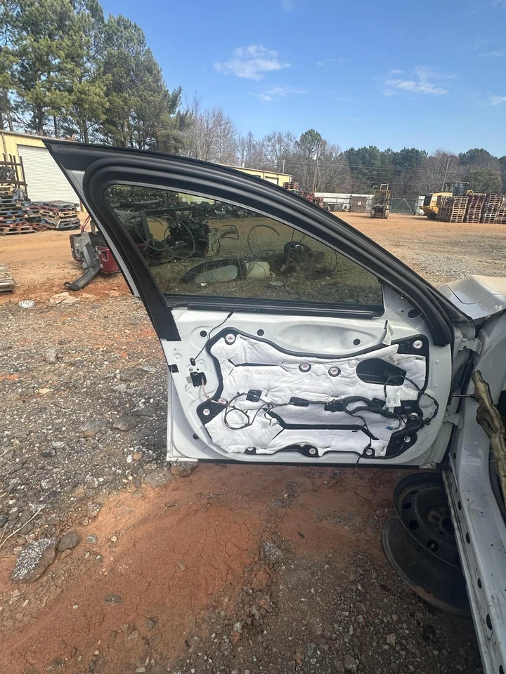 BMW 740LI F02 2011-2015 panel de carcasa de puerta del conductor delantero izquierdo blanco con vidrio OEM Foto 2 de 2