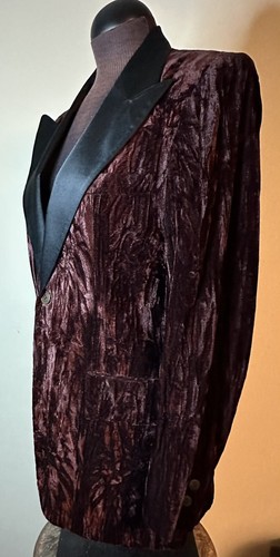 Vintage 1970s Crushed Chocolate Velvet Tuxedo Jacket Size 35 Regular- Unworn! - Picture 2 of 11