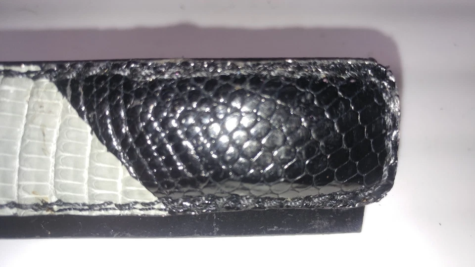 NEW Authentic Magnetic MONEY CLIP LIZARD SKIN Magnet Slim CASH Bill NWOT HIPSTER - Image 4 of 4