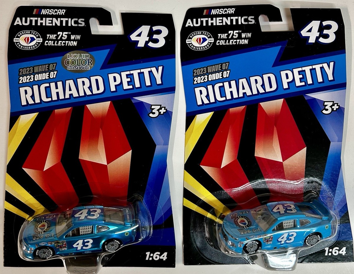 NASCAR Authentics 2023 Wave 7 Richard Petty Liquid Color Chase