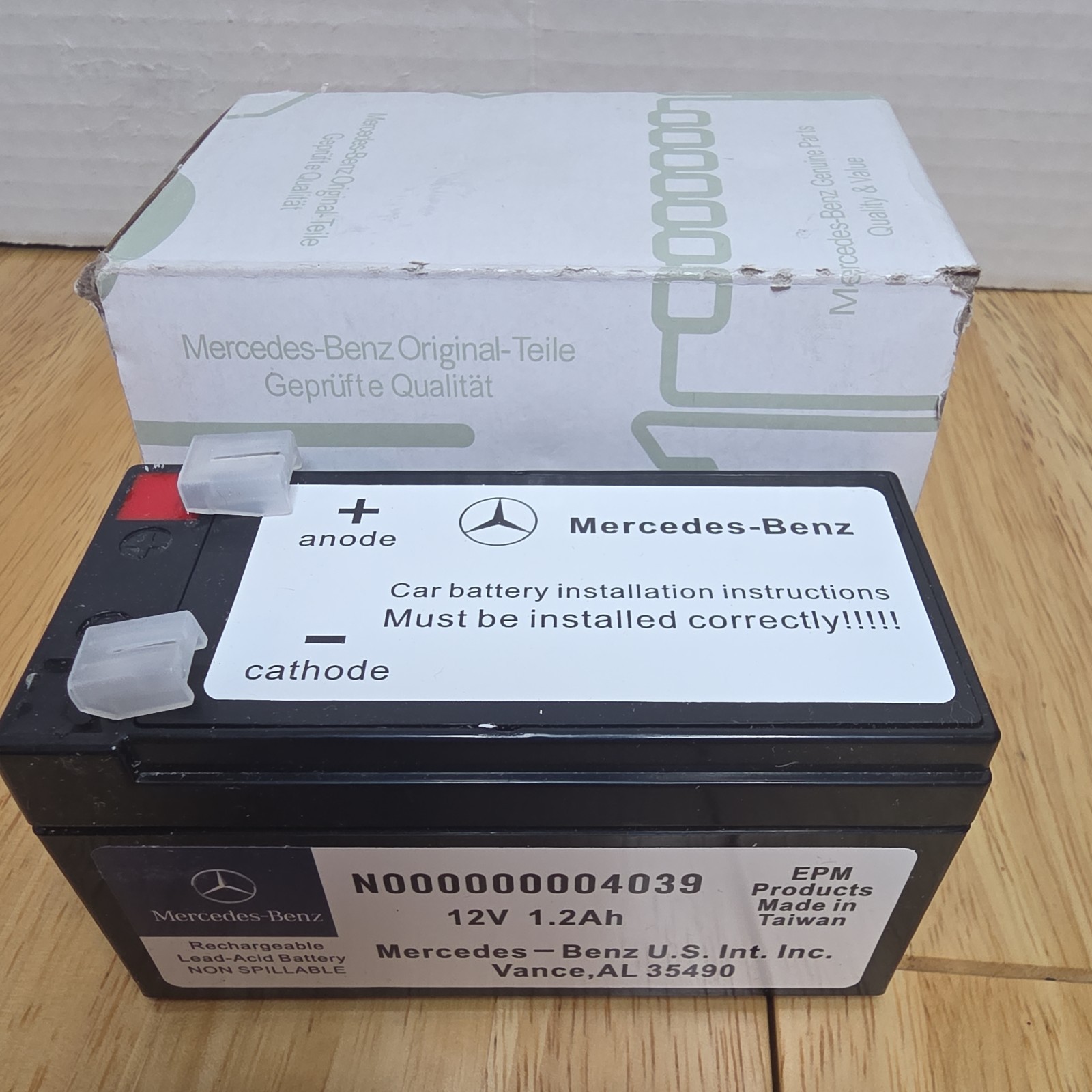 NEW Genuine OEM Mercedes Auxiliary Battery 12V 1.2Ah N000000004039 #RB ...