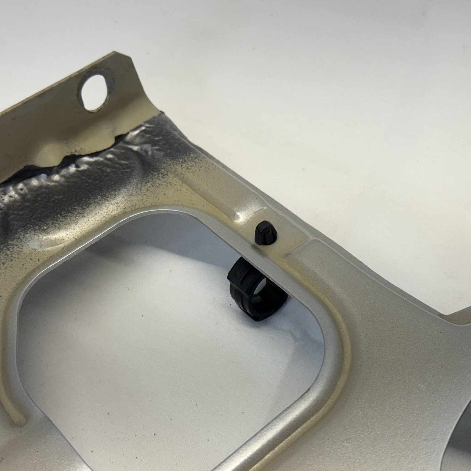 Maserati Quattroporte M139 Front Right Side Headlight Support Bracket OEM 03-08