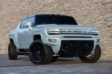 2024 GMC HUMMER EV Pickup e4WD Crew Cab 3X