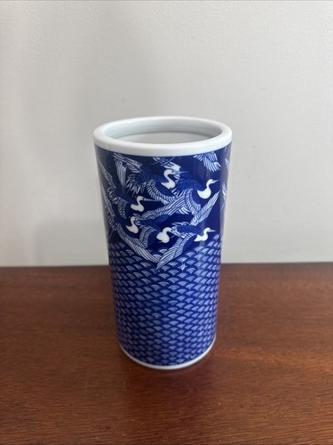 Japan Ceramic Porcelain Blue And White Cranes Egret over Water 7.5" Vase