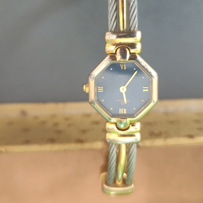 Dugena Damen Armbanduhr Quarz Analog achteckig goldfarben schwarz Römer