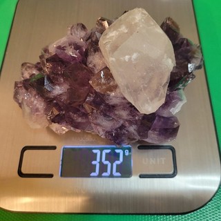 Amethyst Stufe mit Calzit Kristall 352 g 11 x 7 x 3 cm