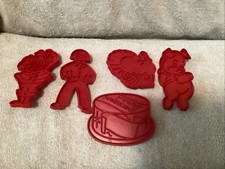Tupperware Vintage Red Plastic Cookie Cutters...